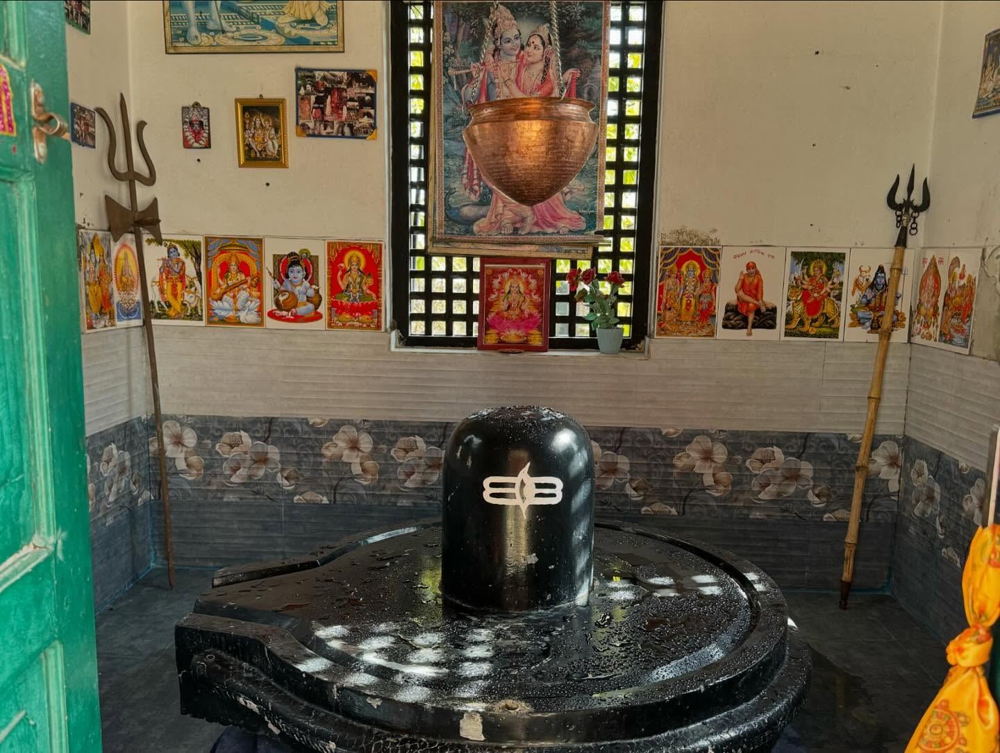 Figure 1: Shiva statue in Chatral Rinpoche's Gompa